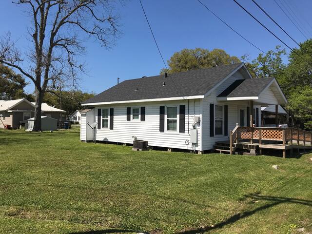 Airbnb Holly Beach Vacation Rentals Places To Stay