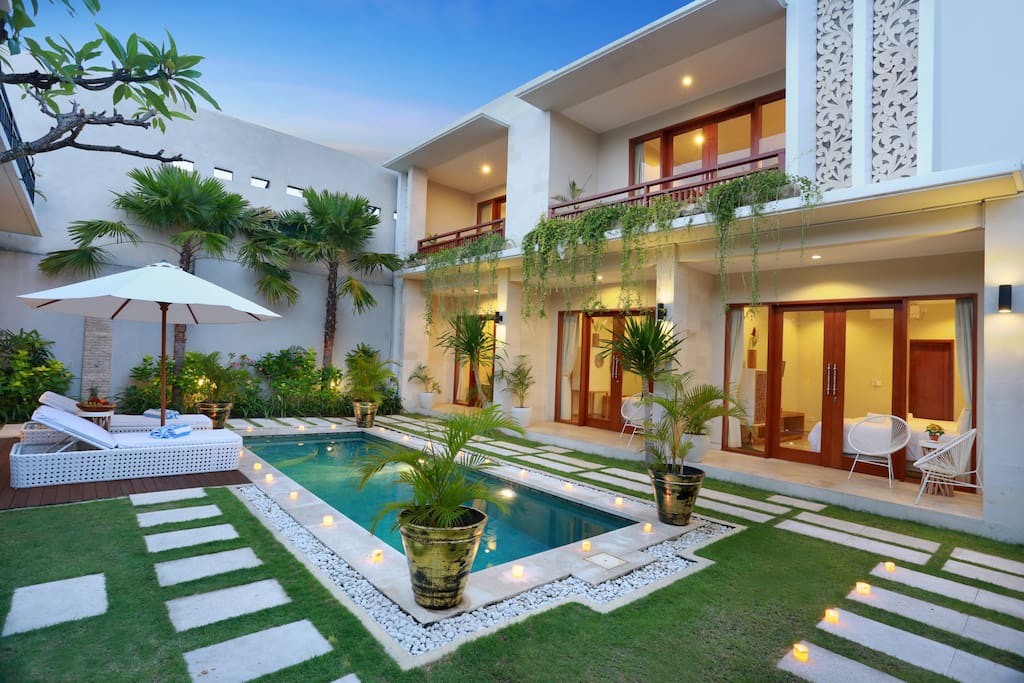 luxury Mansion with Rooftop + Water Slide - Villas for Rent in Kuta