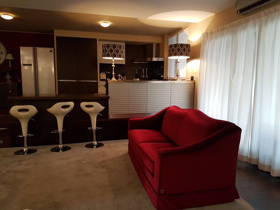 zona living con divano letto matrimoniale