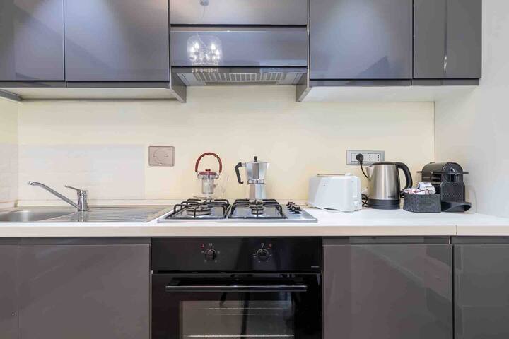 Vatican area amazing apartment gallery image 5