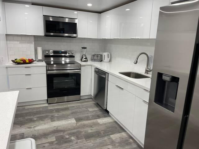 Hermoso y cómodo departamento en la playa gallery image 2