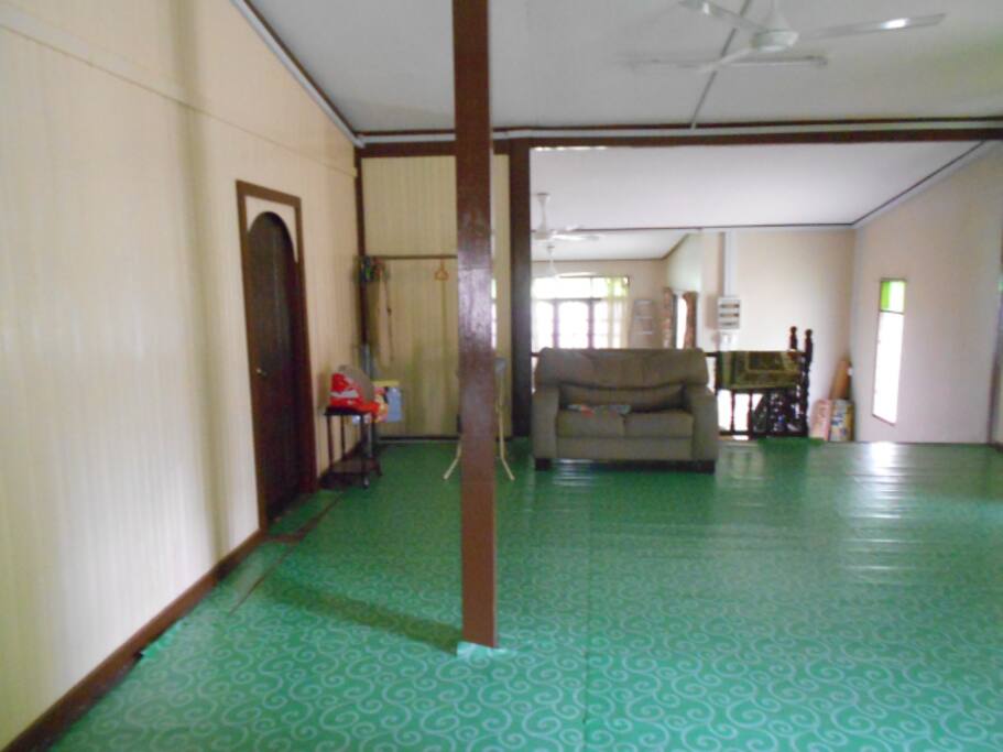 Ruang Tamu Atas