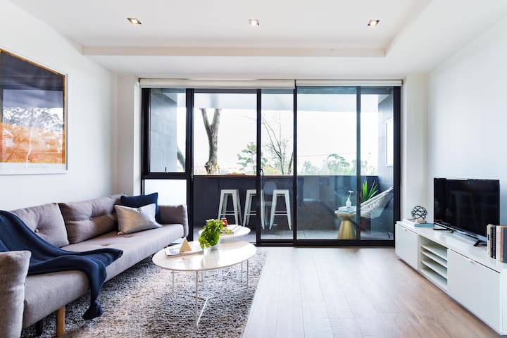 Lovely 2BR Beach Apartment!