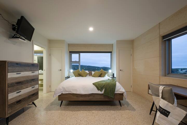 SAUDADE LUXURY APARTMENT – 6 person option gallery image 4