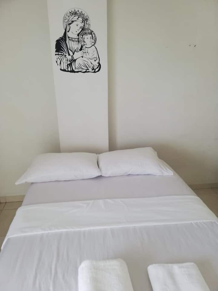 غرفة النوم 1