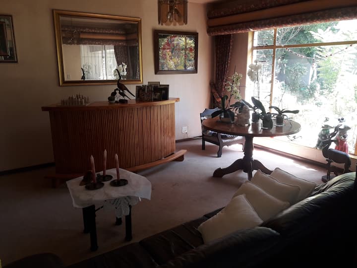 მისაღები ოთახი