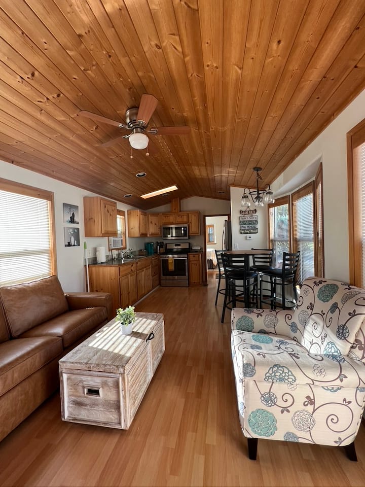 Cottage On The Canal (#12) - Castle Rock, WA