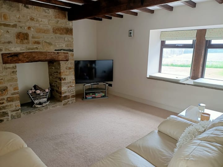 The Old Smithy Barn. New Listing - Barnsley