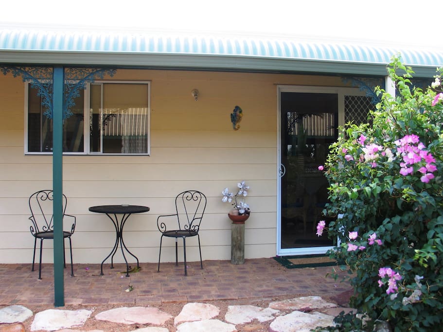 Located in back garden, the Cabin, is fully self-contained with laundry machine etc...