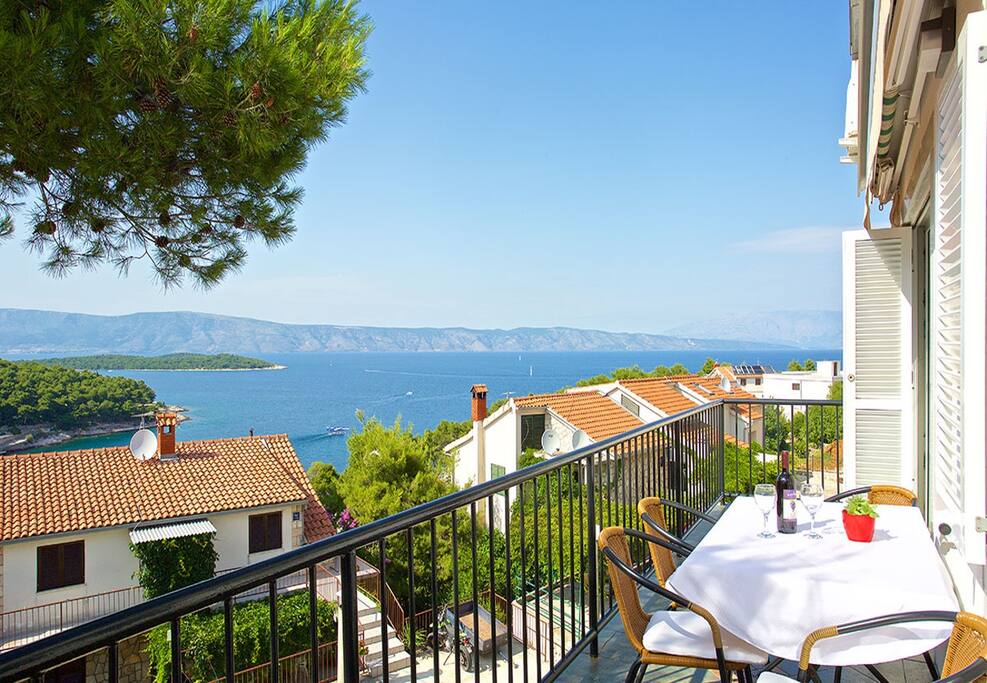 A4 KAL4(6+1): terrace