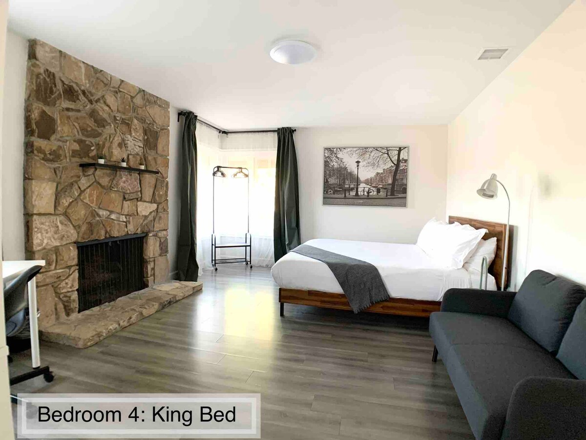 Dhoma e gjumit nr. 4: Krevat dopio "king Size", ndenjëse dashurie dhe tavolinë pune.
(Nuk ka dollap në këtë dhomë. Ka një raft dhe një raft rrobash. 3 dhomat e tjera kanë dollapë të mëdhenj.)