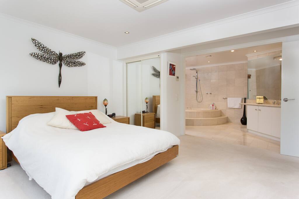 Main Bedroom with ensuite