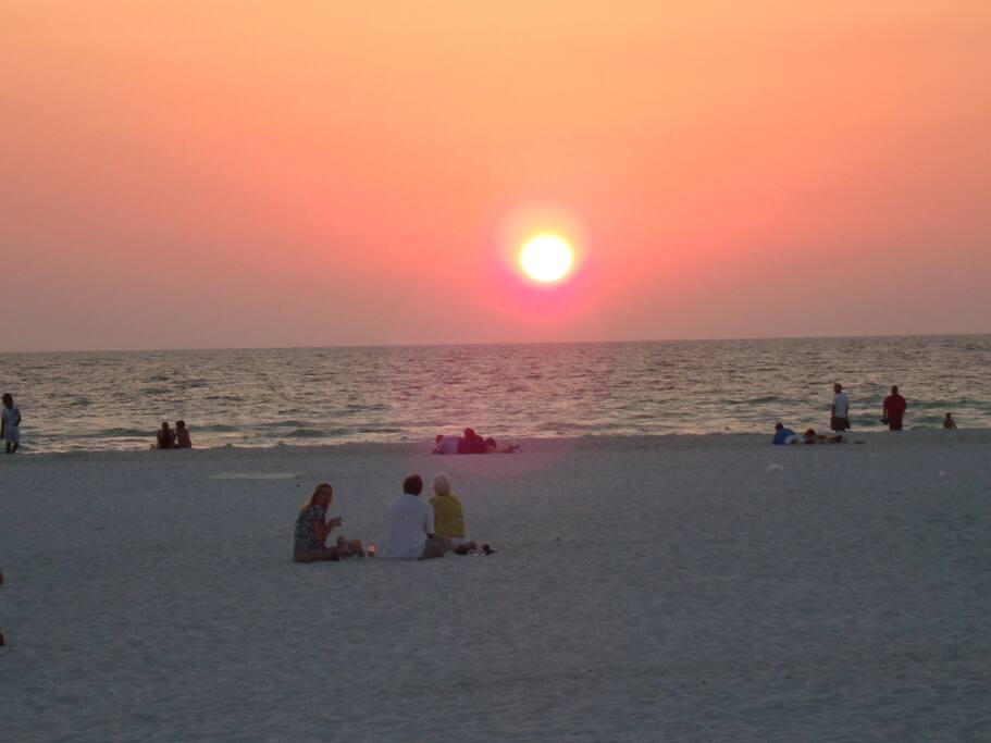 sunsets @ Snowflake