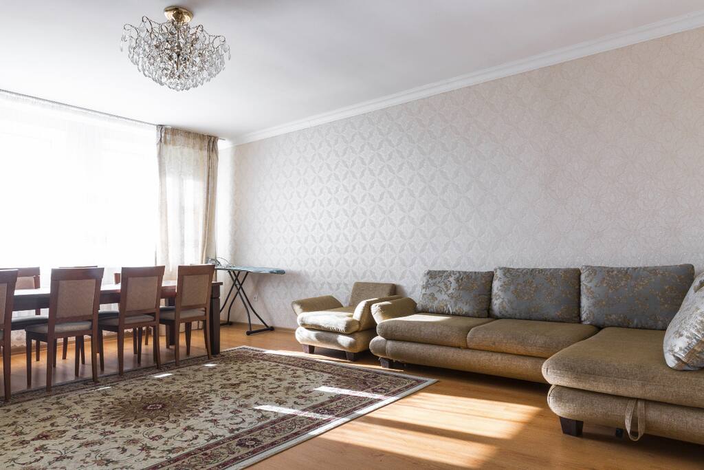 Cozy living room, with TV, cable TV, soft sofas, everything for your relaxation and watching TV