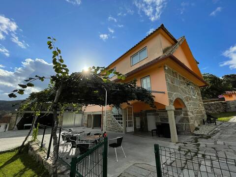 Casa Antonio Luneda