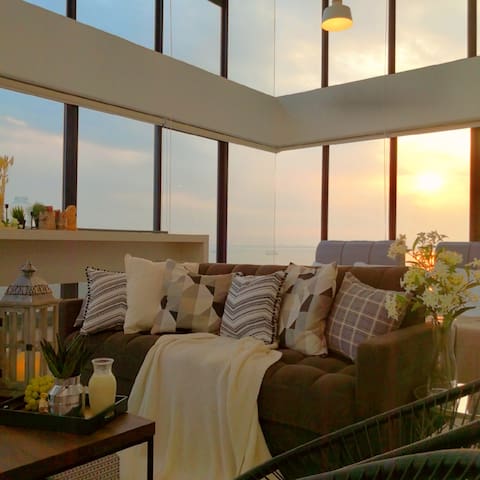 The Sunrise 无敌海景日出套房