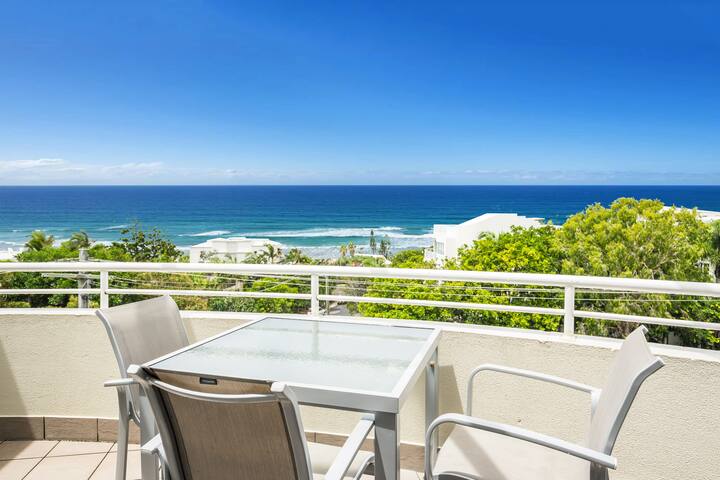 Sundancer Top Level Mid Panoramic Ocean View-2Brm gallery image 3