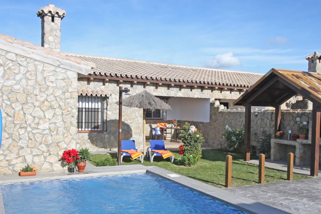 El Descanso 500m De La Playa Piscina Privada Houses For Rent In El Palmar De Vejer Andalucia Spain