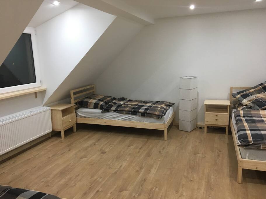 großes 3 Bettzimmer
