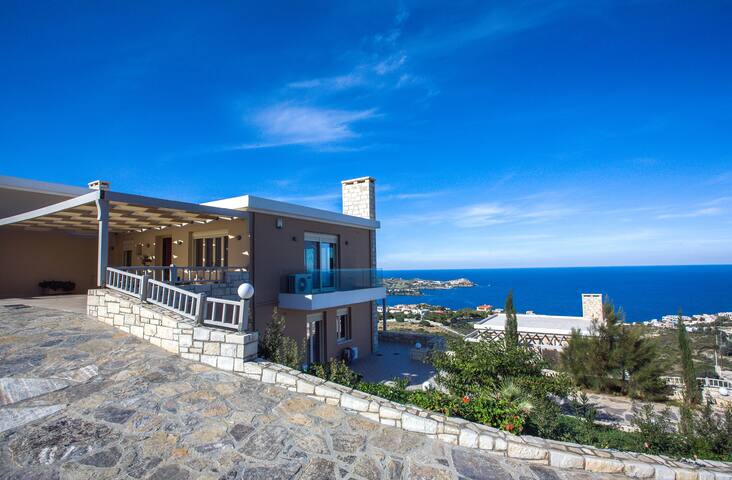 Dilira Villas Diana gallery image 3