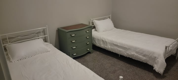 ห้องนอน 2 - เตียงแฝด 2 หลัง