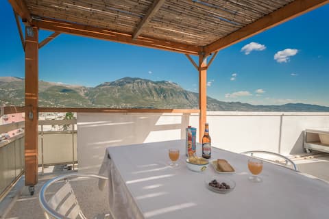 Successful Airbnb property: Over the roofs of the city Penthouse / ENA in Περιφερειακή Ενότητα Μεσσηνίας