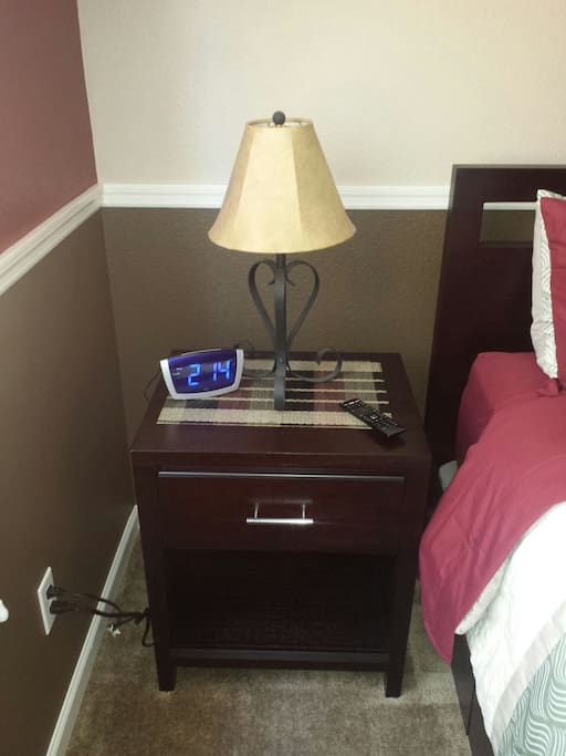 Alarm clock with USB port