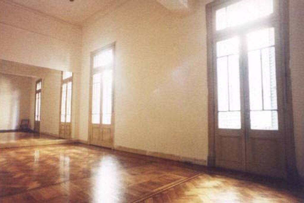 Dancing Room