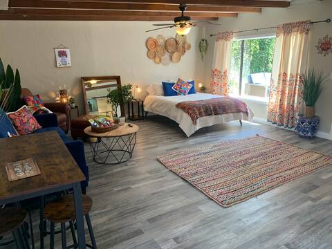 Hawkins Hacienda,10 mn Beach, LAX, Sofi, Kia Forum