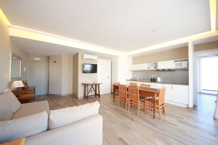 Luxury SUITE with terrace in historical center gallery image 2