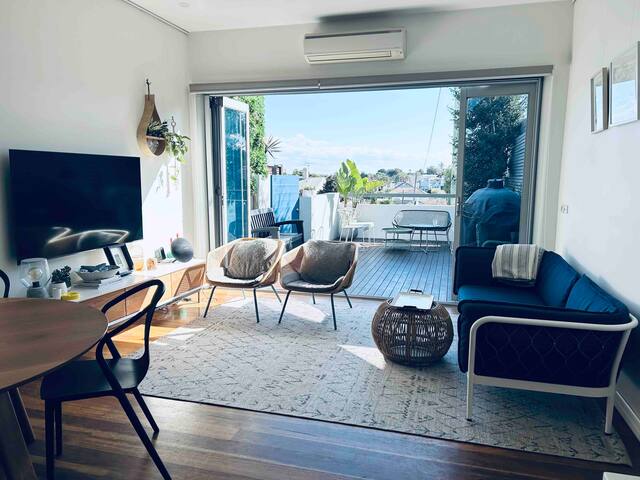 Beautiful Bondi Junction Terrace gallery image 2