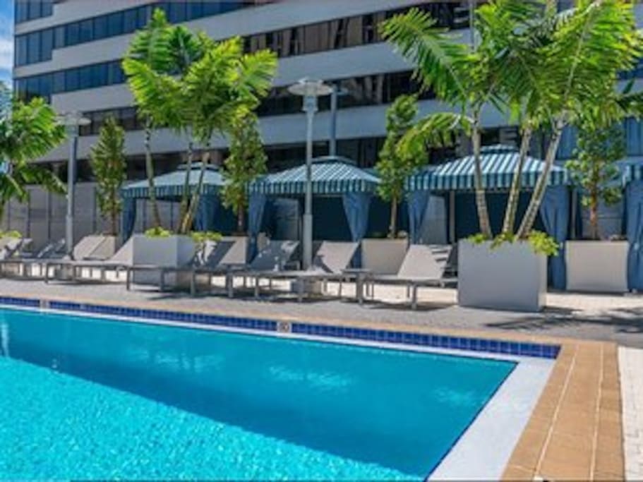 Swimming pool