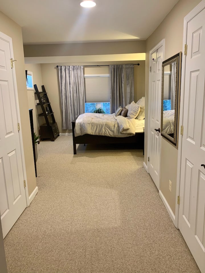 Unbeatable location:Relax, remote work, or rest up