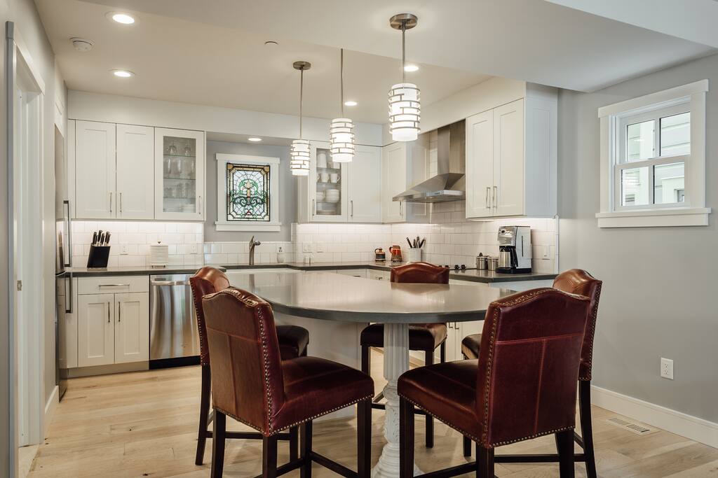 Kitchen/Dining