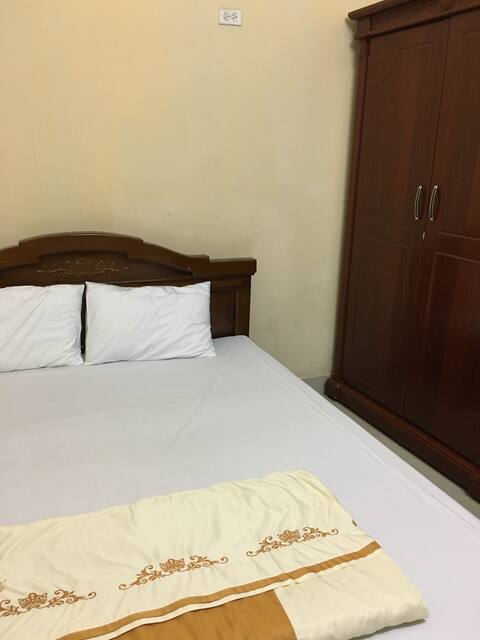 Quan Nam Motel-Private Rooms in Hai Phong, Vietnam