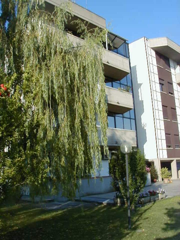 Two Bedroom Apartment With Private Parking - Scandicci