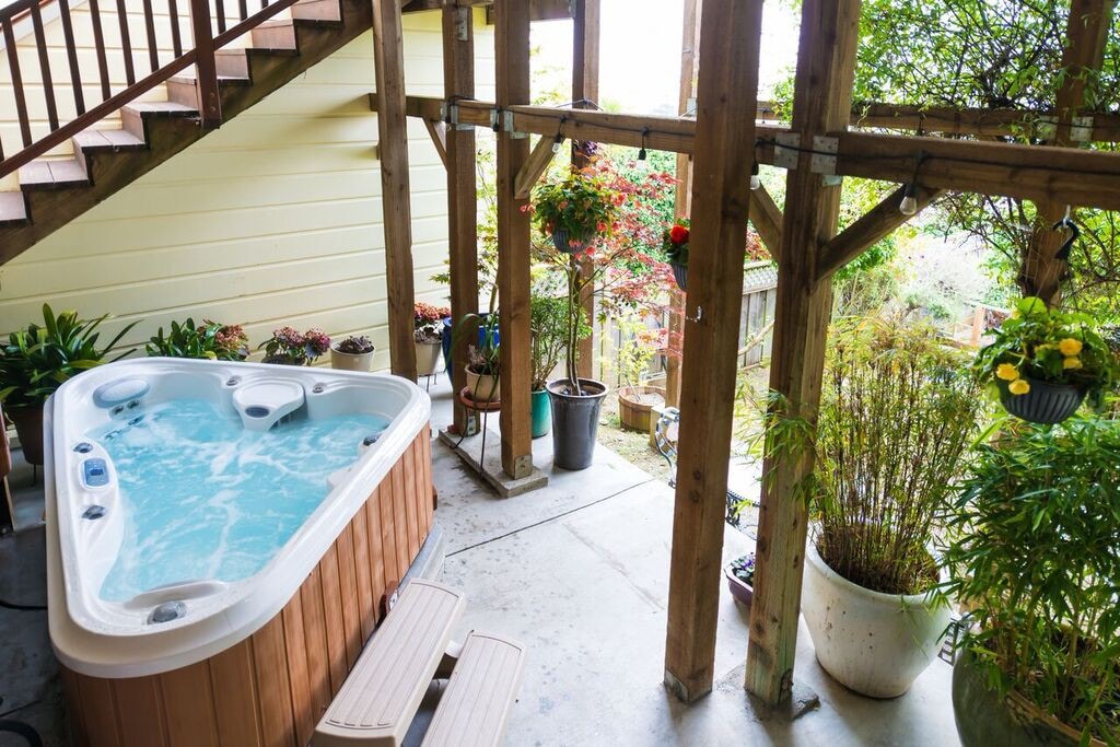 Daly City Hot Tub Rentals - California, United States | Airbnb
