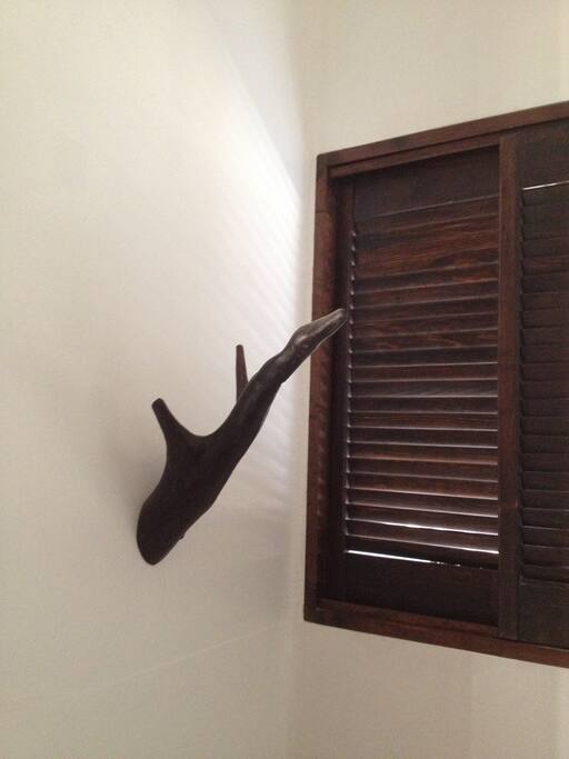 Detalle toallero de baño.