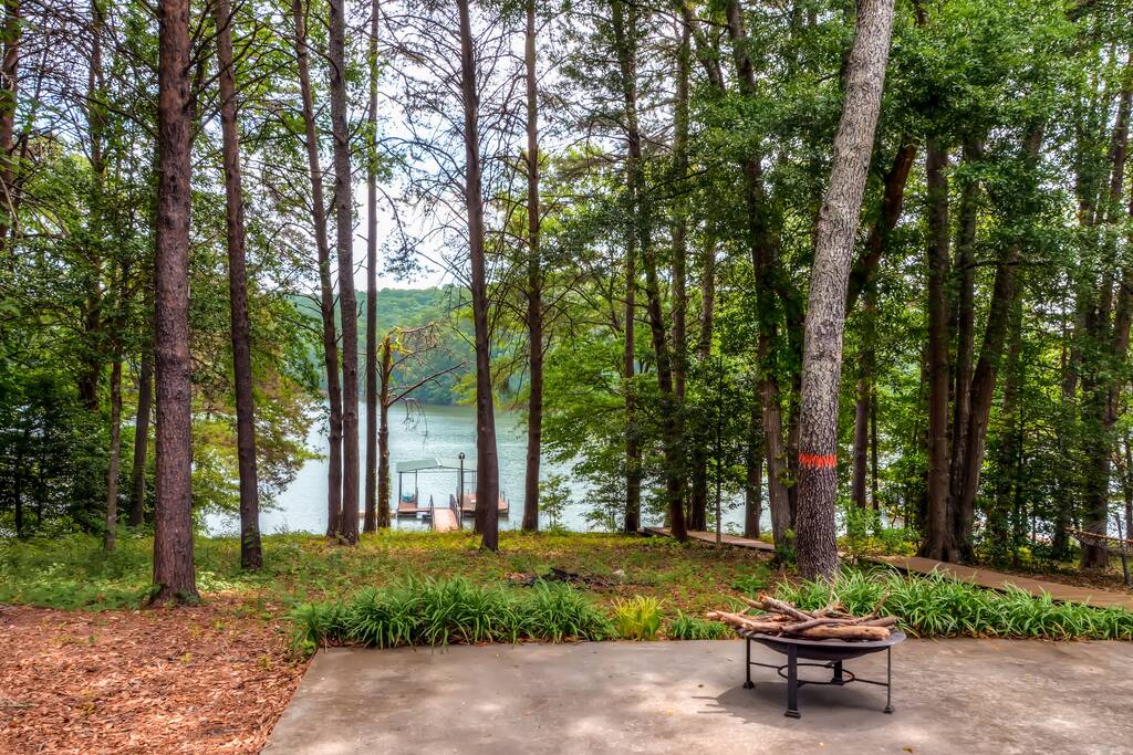 Enjoy direct views of Hartwell Lake from all 3 levels of the house