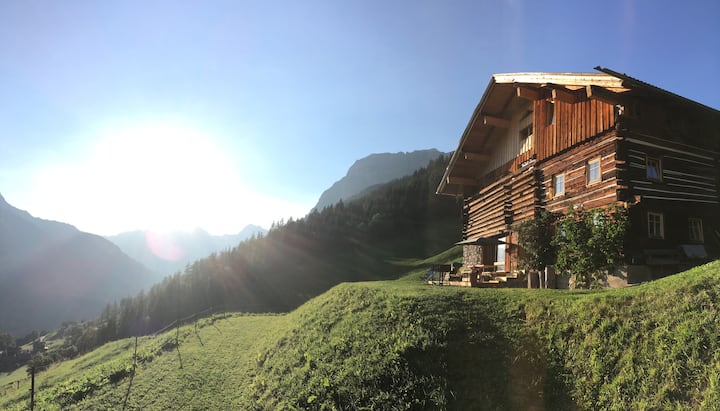 Ferienwohnung Berghaus Naturlech (bis 8 Pers) - Apartments for Rent in  Bschlabs, Tirol, Austria