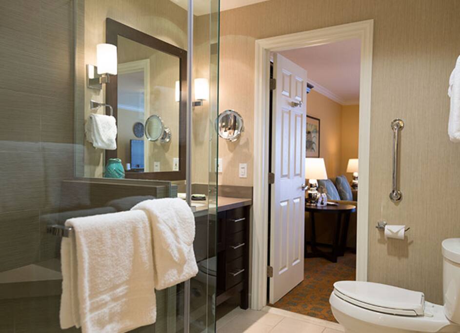newly renovated Bathroom