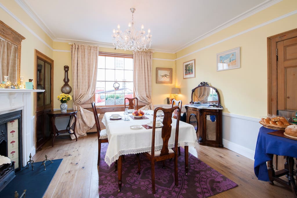My Beautiful Georgian Breakfast Room a touch of elegance to start your day in Bath!
