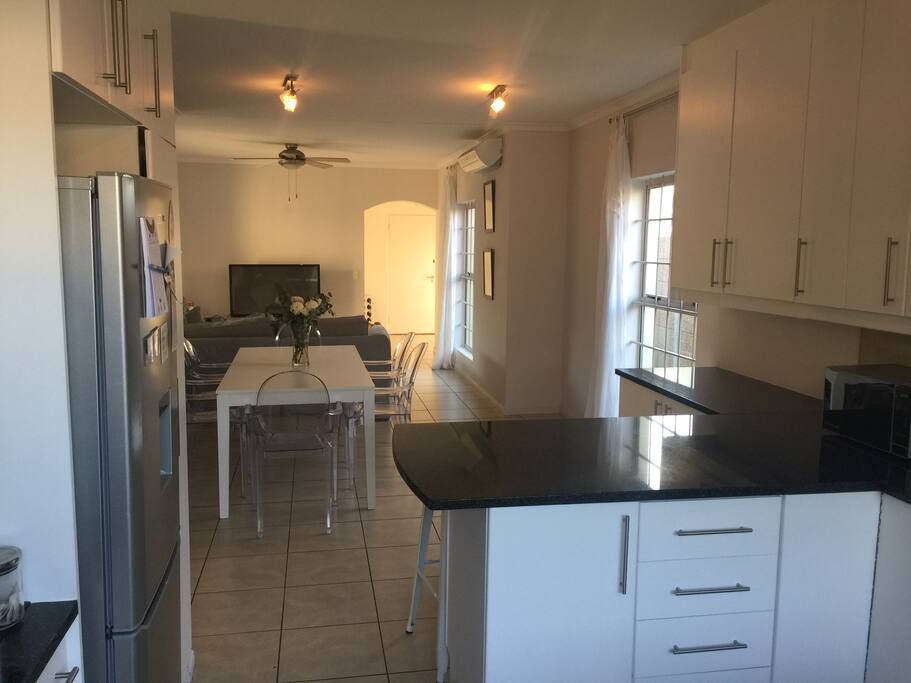 Kitchen, Dining Area
