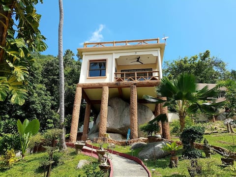 Moonstone Top Hill Villa, Best View Haad Rin