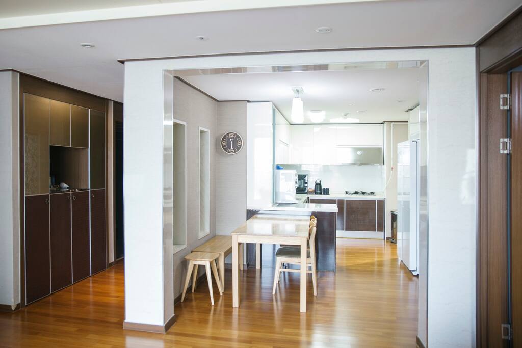 Living Room & Kitchen
