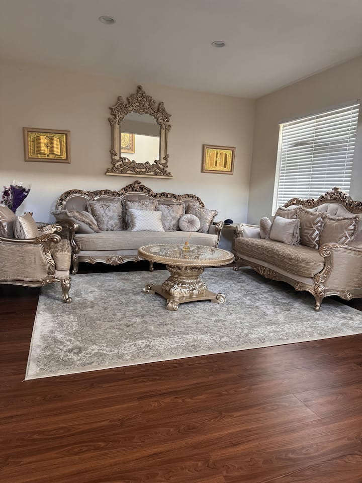 Warming Home In Corona,ca - Corona, CA