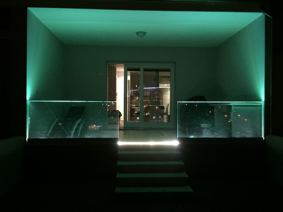 Ringhiere terrazzo in vetro con illuminazione led notturna