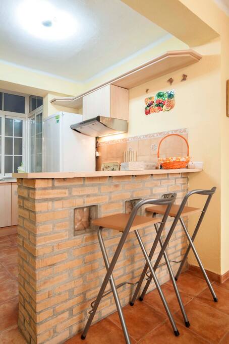 Cocina con barra americana