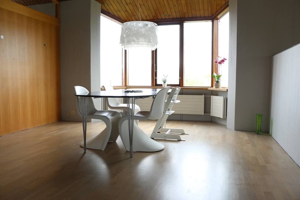 The dining room. We have extra chairs for everyone.