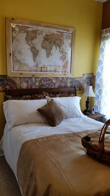 Jade Room Full Bed